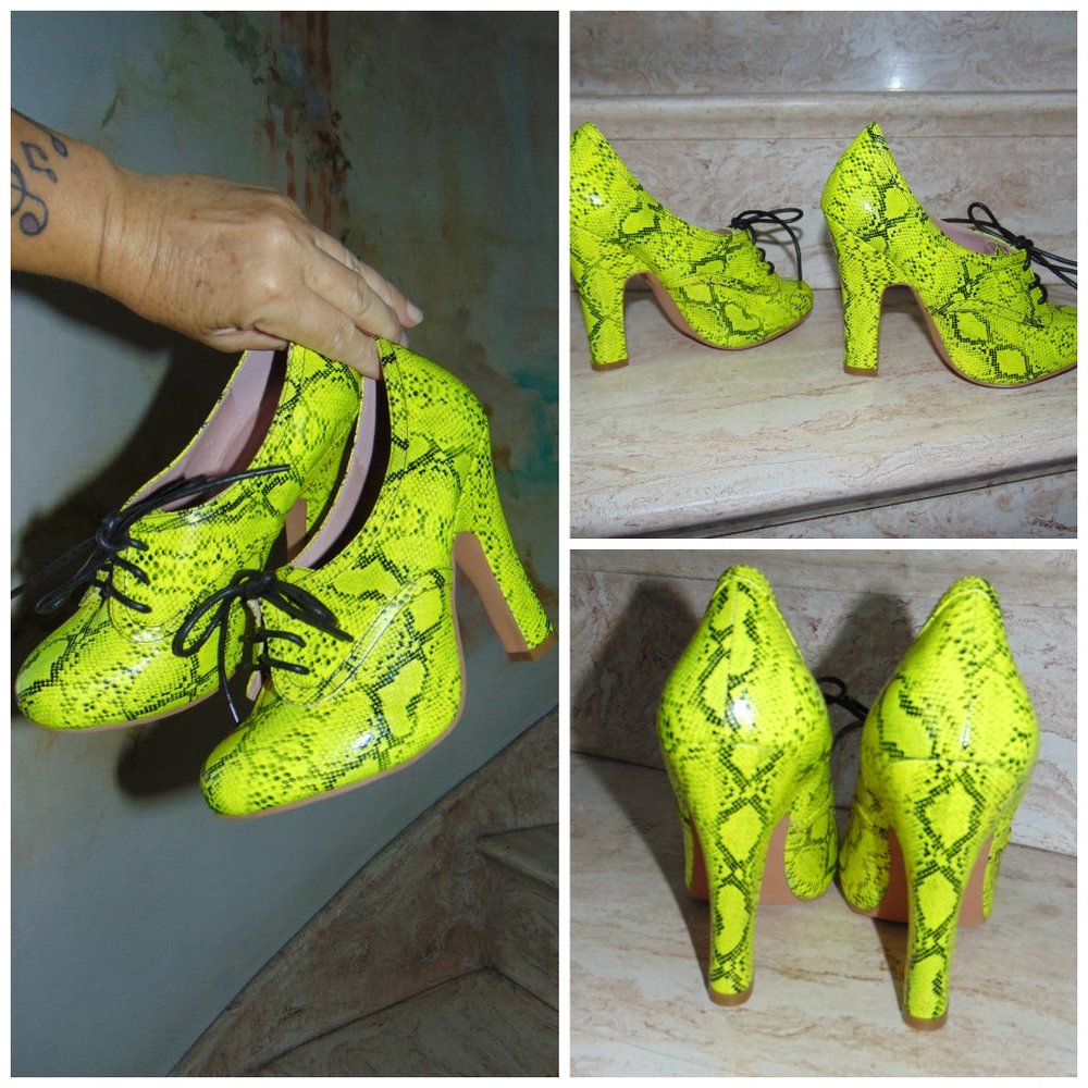 Melody Ehsani Neon Yellow Snake Print Lace-Up Platform Heels
